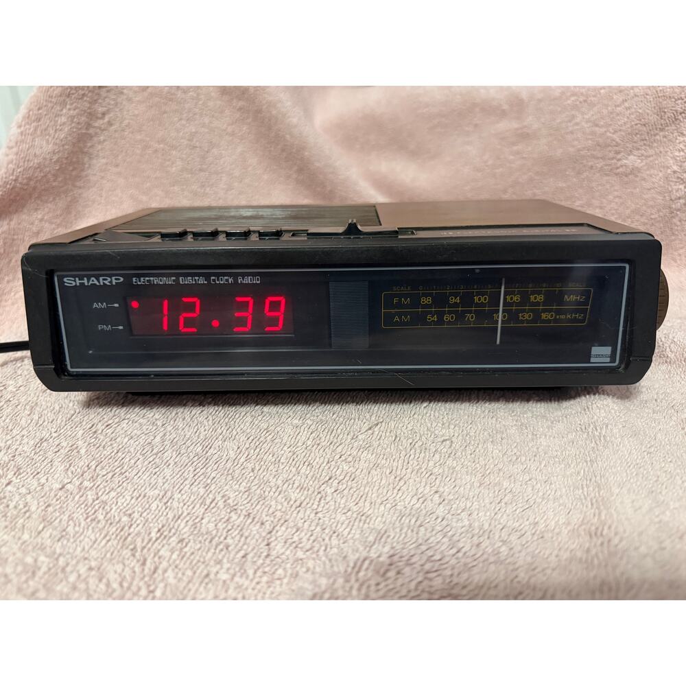 Vintage Sharp FX-100C Digital Alarm Clock Radio AM/FM Red LED Display 1980 WORKS